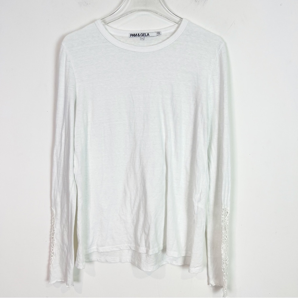 PAM & GELA WHITE CROCHET SLEEVE SHIRT WOMENS SZ LARGE